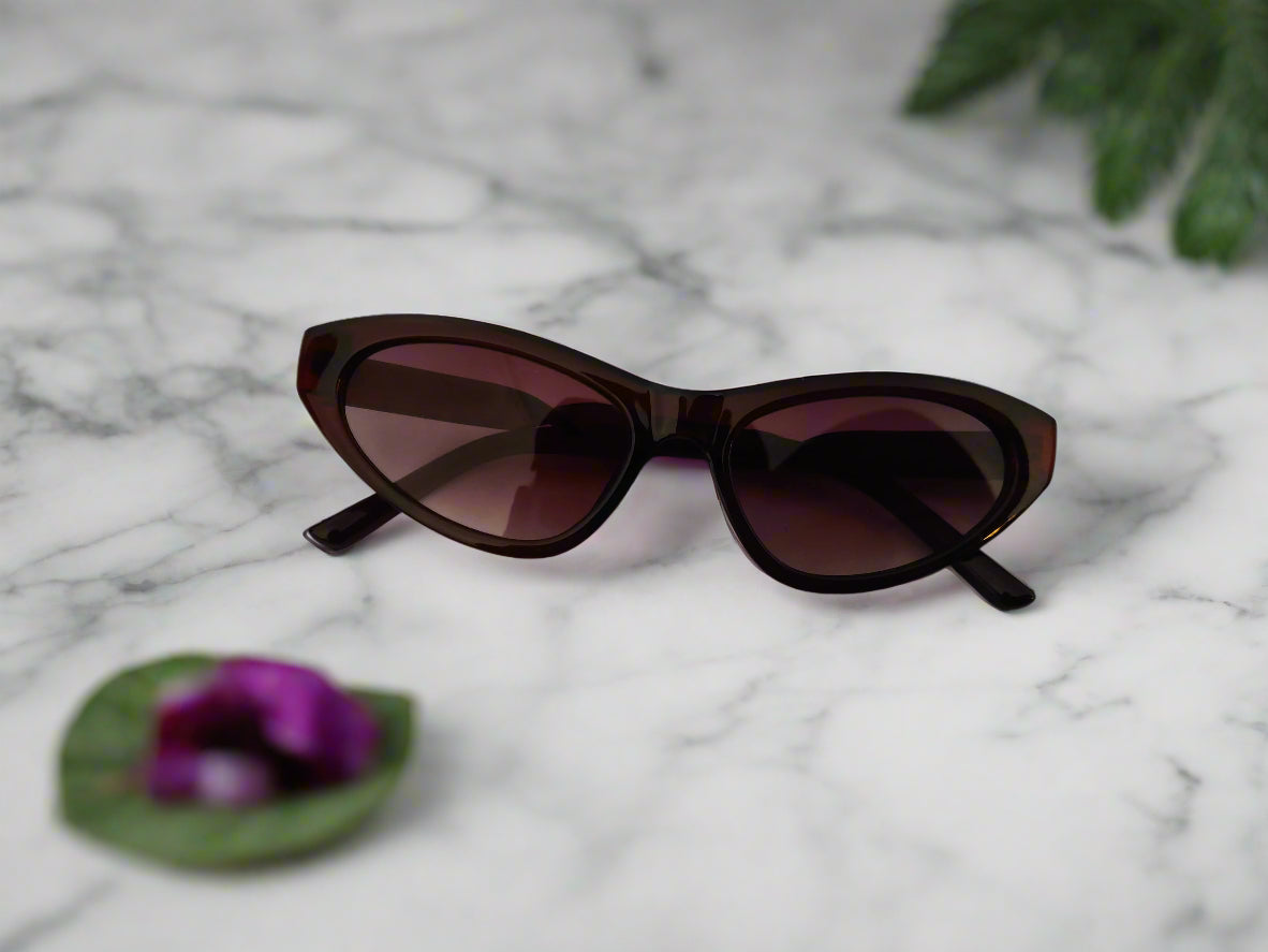 Stylish Cateye Glasses for a Bold Look